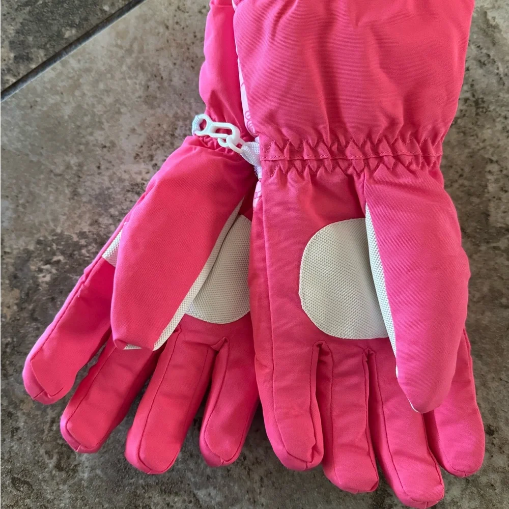 NWT Super Mario Princess Peach themed insulated ski gloves for girls L/XL